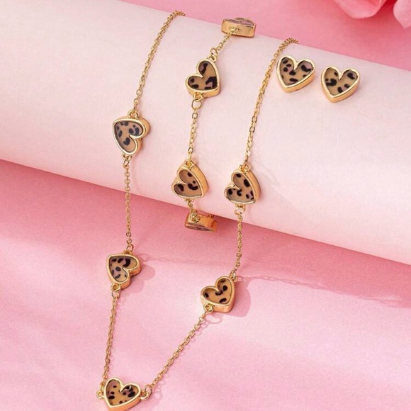 Gold Heart Jewelry Set - Picture 2 of 4